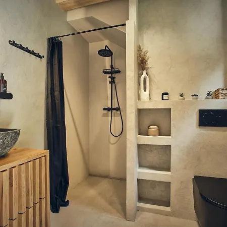 Plechovka Casa vacanze Frýdštejn